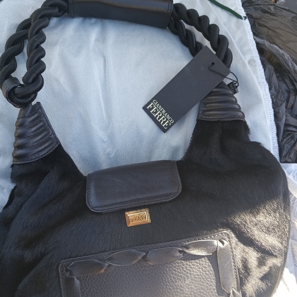 NEW VINTAGE ORIGINAL GIANFRANCO FERRE' DESIGN HANDBAG - Picture 11 of 11